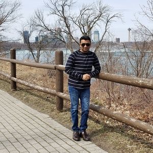 Meet your Posher, Adil